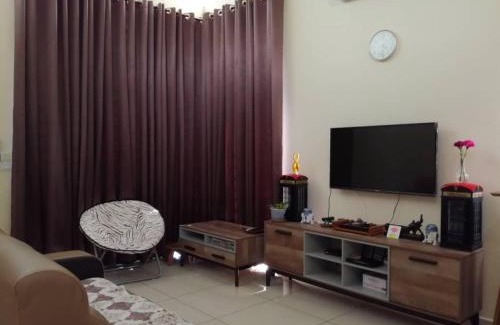 Taman Sri Kota House | Kkp home stay