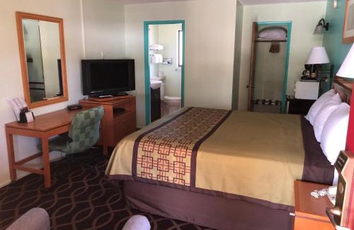 Yreka Hotel | Klamath Motor Lodge