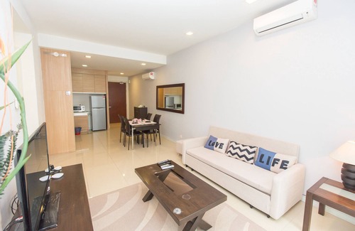 Golden Triangle Apartment | KLCC 2 min with infinity pool cozy suites#4