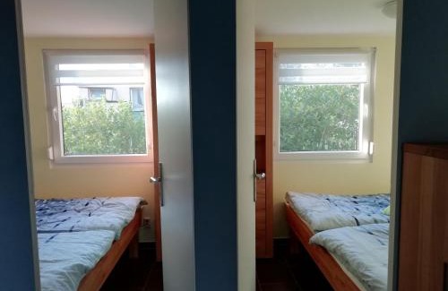 Radeberg House | Kleiner Bungalow im Grünen