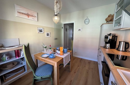 Ribnitz-Damgarten Apartment | *Kleiner Seeigel* 5 star FEWO with charm - central & close to the Baltic Sea, balcony, WLAN