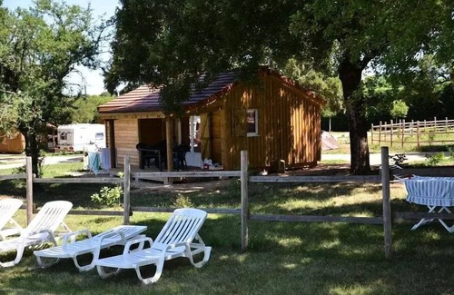 Rocamadour Ski Chalet | Klimatisierte Quercy-Chalets (30 m²) für 6 Personen