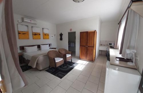 Vryburg Bed & Breakfast | Klondike Lodge