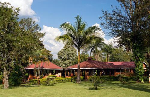 Fort Portal Cabin | Kluges Guest Farm