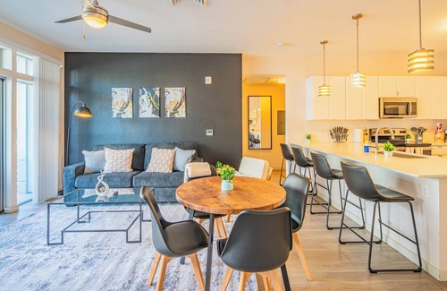 Evans Churchill Apartment | KLVG -Linear
