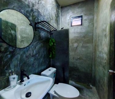 Nakhon Si Thammarat Apartment | KM Pool Spa Resort