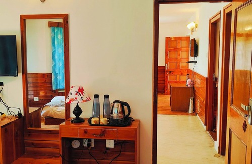Gadherni Cottage | Knight Suites - Premium Cottage