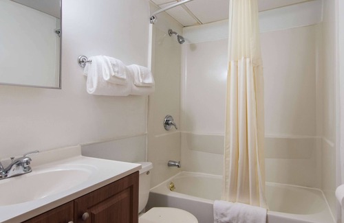Amsterdam Hotel | Knights Inn Amsterdam