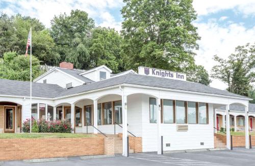 Galax Hotel | Knights Inn Galax