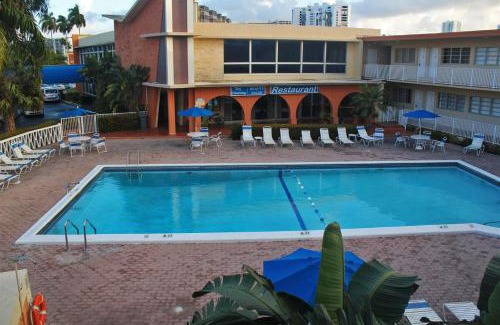 Hallandale Beach Hotel | Knights Inn Hallandale