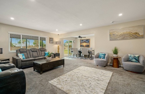 Buena Park House | Knott's Retreat