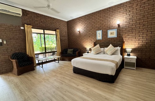 Katherine Hotel | Knotts Crossing Resort