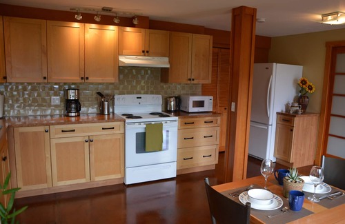 Nelson House | Knox Hill - Nelson holiday accommodation