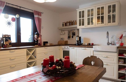 Sattendorf Cabin | Knusperhäuschen - Holiday home