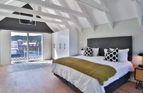Waterfront House | Knysna Quays Waterfront Accomodation