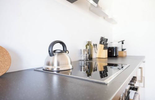 Altstadt Apartment | ★Ko-Living - Captains Suite | In the center of Halle | Up to 6 people ★