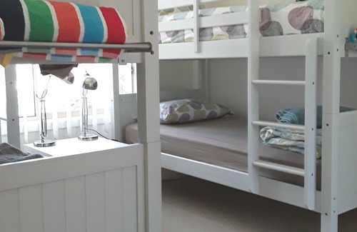 Raymond Island House | Koala Korner - Island Nature Retreat