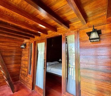 Kecamatan Pringgasela Bed & Breakfast | Koceng Bungalows