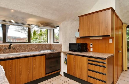 Burnside Apartment | Koepel House-Unique dome shaped holiday home