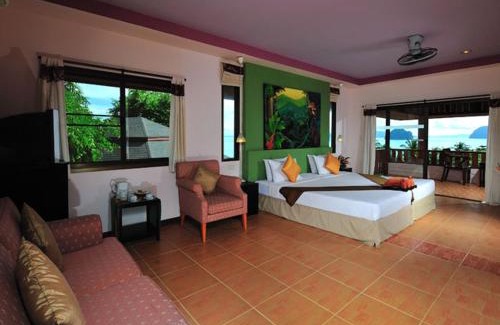 Ko Ngai Resort | Koh Ngai Cliff Beach Resort