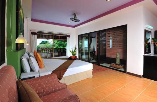 Ko Ngai Resort | Koh Ngai Cliff Beach Resort