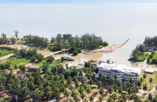 Bang Saphan Hotel | Koh Talu On Shore Hotel & Resort