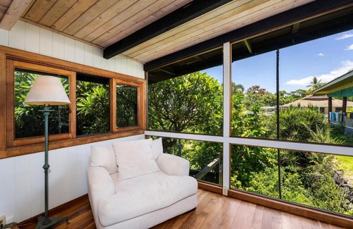 Kahaluu Bay House | Koi Hale