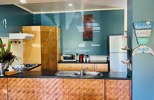 Muri Villa | Koka Villa @ Muri Beach -Pool, Kayaks, 5* Location, Steps to Beach & Best Value!
