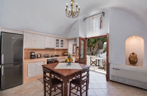 Emporio House | Kokos Traditional Houses
