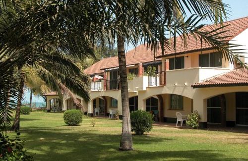 Senegambia Resort | Kololi Beach Resort