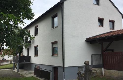 Reichertshofen House | Komfort Wohn- und Ferienhaus JAKOBI