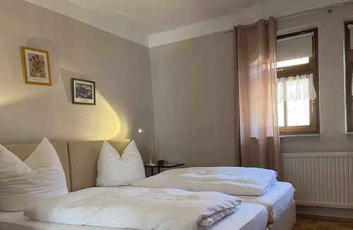 Morlesau Apartment | Komfortable 65qm Ferienwohnung mit Terrasse, Haustiere erlaubt