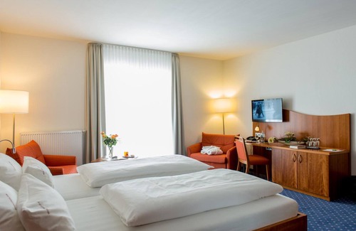 Nordenham Hotel | Komforthotel Butjadinger Tor