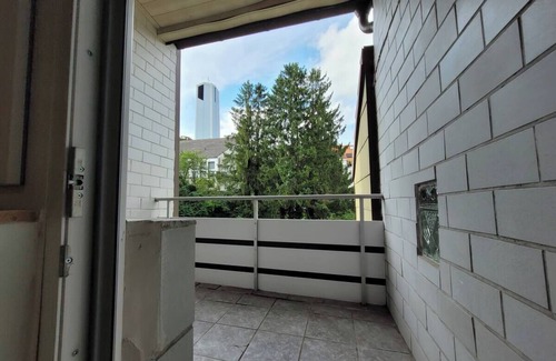 Wehringhausen Apartment | Komplett neu Renovierte, Zentrale 2-zimmer-wohnung in Hagen mit Balkon