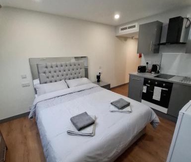 Valentines Apartment | Kornel East London Apartment
