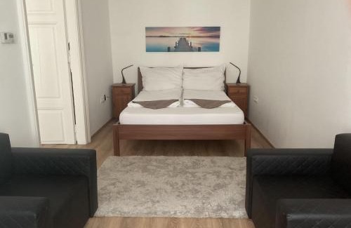 Papa Apartment | Korvin One Apartman