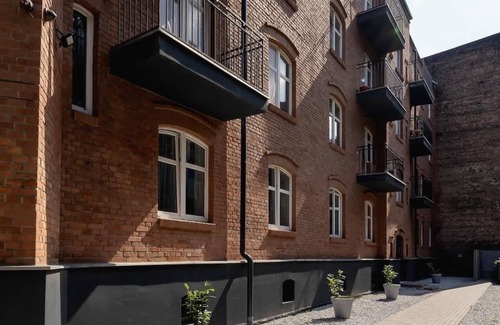 Katowice Apartment | Kosciuszki 31B | Spacious Apartment | Desk