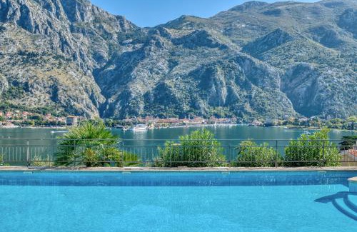 Muo Apartment | Kotor Vista Seaview apartment by MN Property