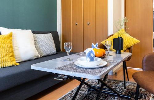 Hiyoshi Apartment | Koubun Room