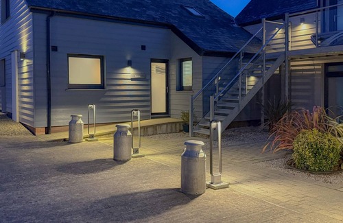 Marhamchurch Cottage | Kovva - sleeps 2 guests in 1 bedroom