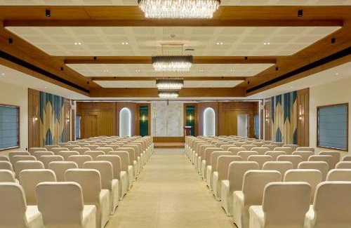 Kondotti Hotel | Kowju Airport Hotel Calicut