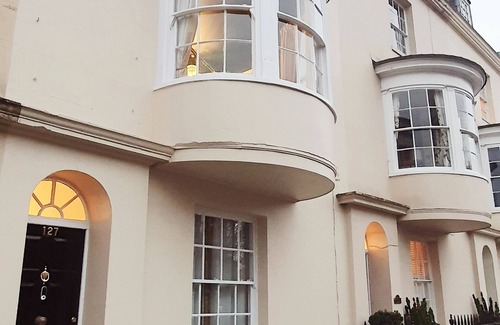 Southampton City Centre House | Kraken House * Enchanting Townhouse * Free Parking * Oxford Street