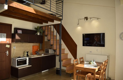 Ano Poli Apartment | Kripis Studio Thessaloniki with Excellent view