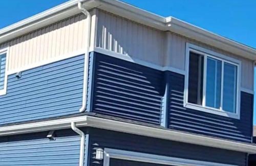 Southeast Edmonton Apartment | Kris Comfort Garden Suite