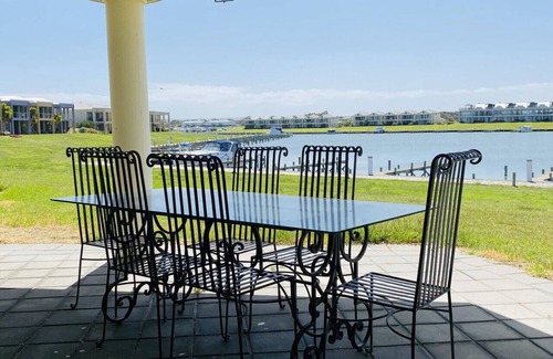 Nangkita House | Kristina's Place - 2 Bedroom - Water views