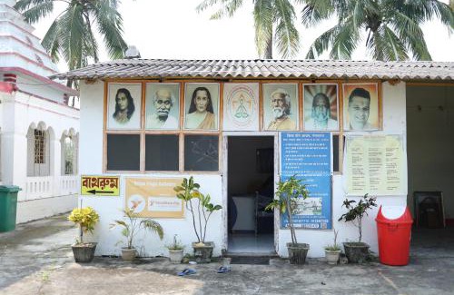 Diamond Harbour House | Kriya Yoga Wellness