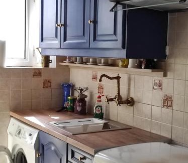 Kymi-Aliveri Apartment | KROKOS HOUSE