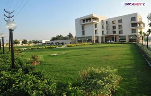 Sanand Hotel | Krsna Lila By The Blues