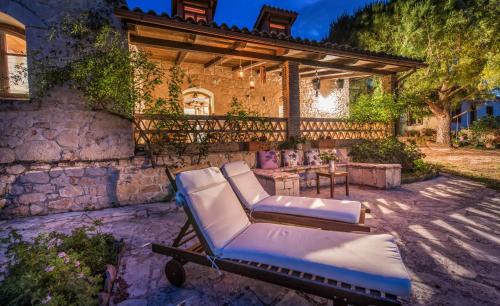 Tragaki House | Ktima Dikopoulos - Villa Kirstin