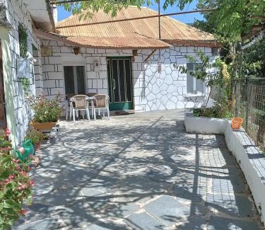 North Tzoumerka House | Ktimata Evdoxia